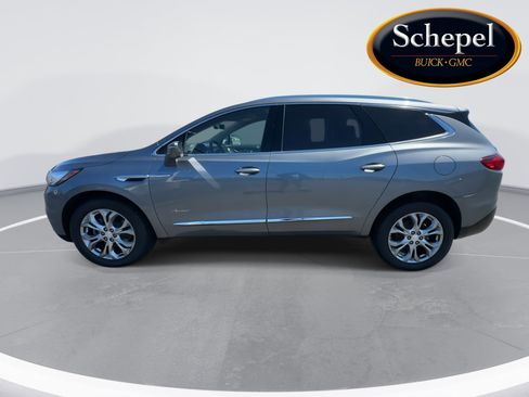 Used 2019 Buick Enclave Avenir w/ Avenir Technology Package image 5