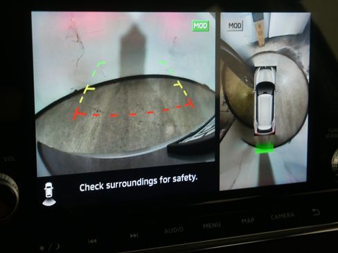 Used 2022 Mitsubishi Outlander SE image 32