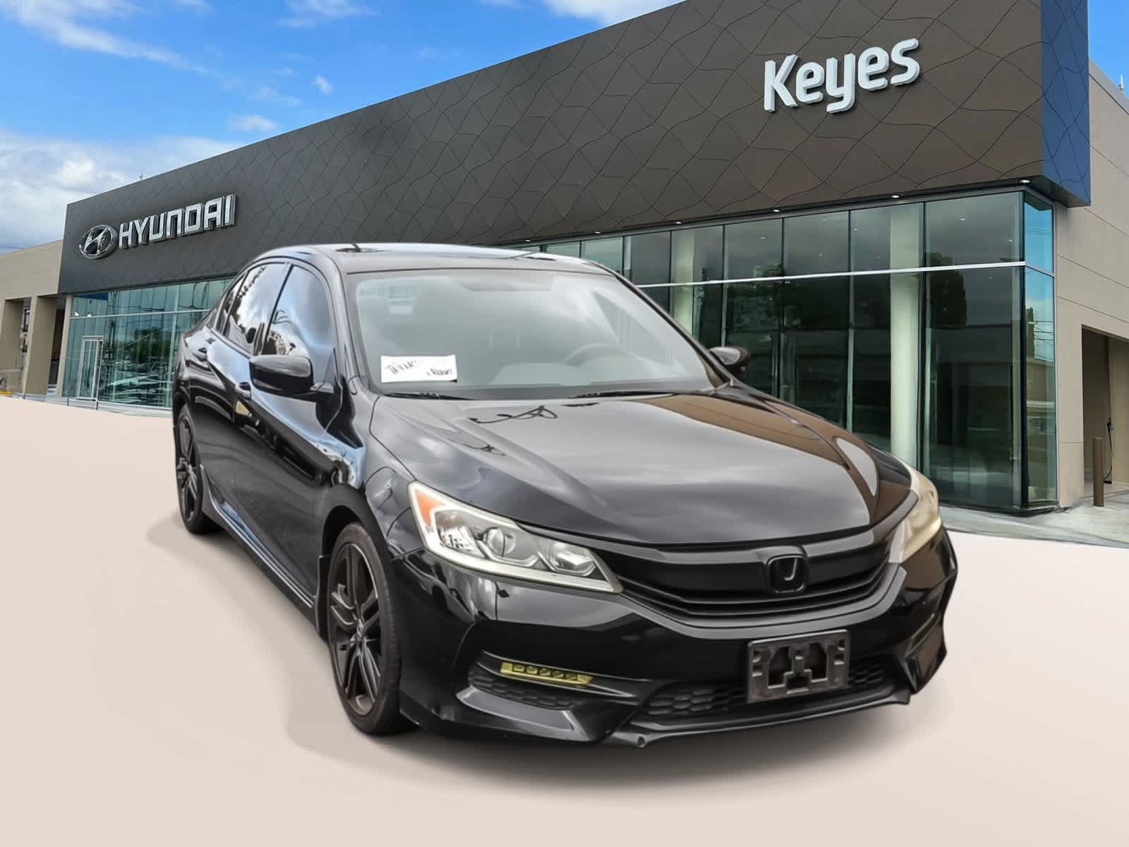 Used 2017 Honda Accord Sport image 3