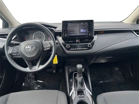 Certified 2022 Toyota Corolla LE image 14