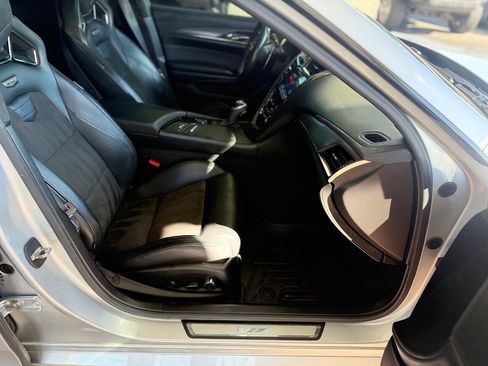 Used 2016 Cadillac CTS V w/ Luxury Package RWD image 55