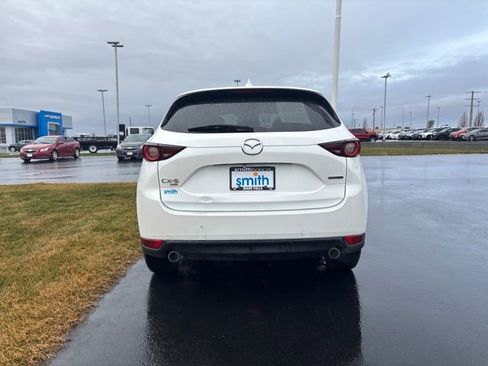 Used 2020 MAZDA CX-5 Touring image 4