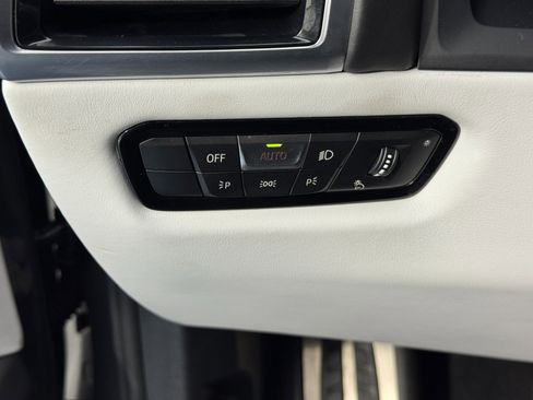 Used 2020 BMW M8 Convertible w/ M Driver's Package image 17