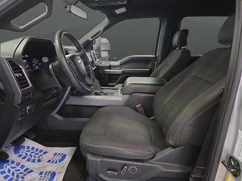 Used 2015 Ford F150 XLT w/ Equipment Group 302A Luxury image 4