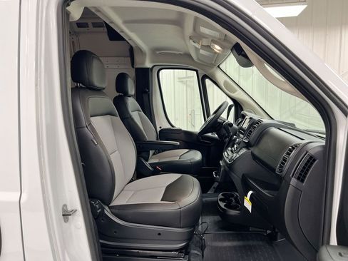 New 2026 RAM ProMaster 2500 w/ Power Group FWD image 20
