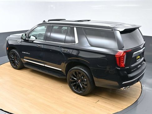 Used 2021 GMC Yukon Denali AWD/4WD image 9