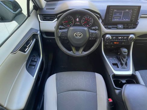 Used 2019 Toyota RAV4 XLE w/ Convenience Package AWD/4WD image 12