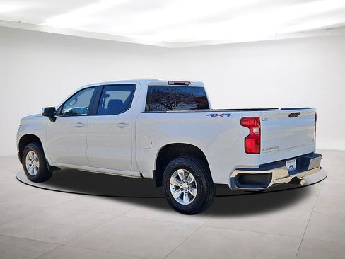 Used 2021 Chevrolet Silverado 1500 LT w/ Bed Protection Package image 5