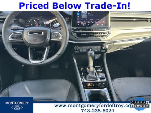 Used 2024 Jeep Compass Trailhawk image 4