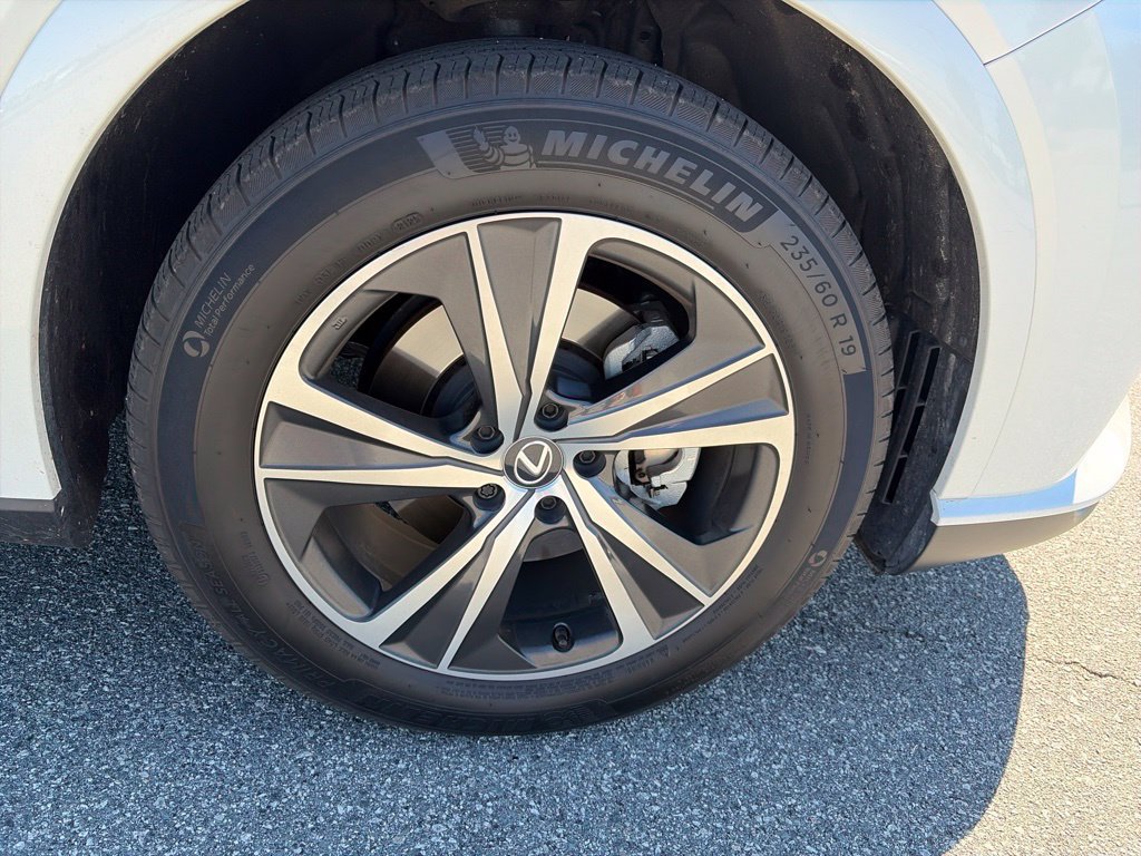Used 2024 Lexus RX 350 Premium w/ Cold Area Package FWD image 16