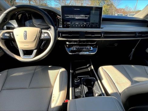 New 2026 Lincoln Corsair Premiere image 5