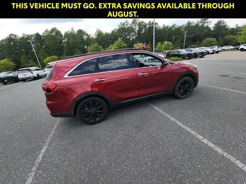 Used 2019 Kia Sorento S FWD image 13