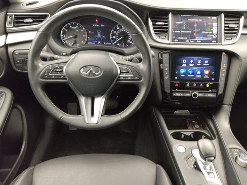 Used 2019 INFINITI QX50 Luxe w/ Navigation Package FWD image 22