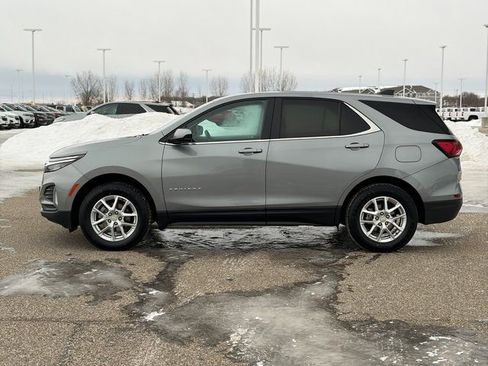 Used 2024 Chevrolet Equinox LT image 9