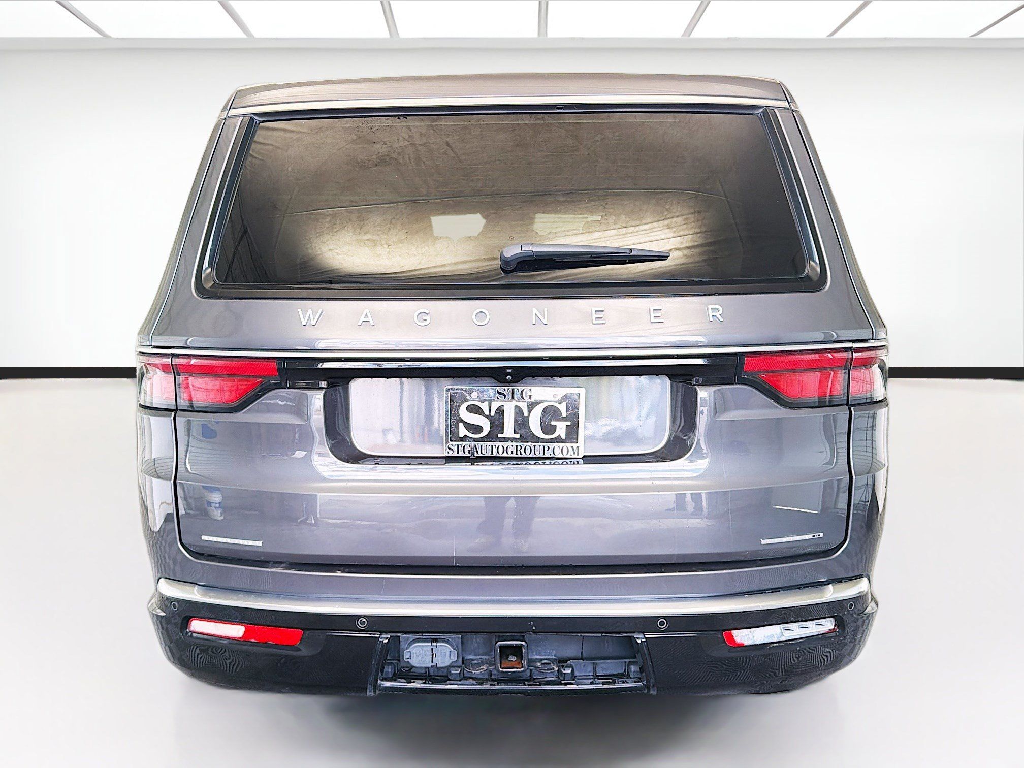Used 2022 Jeep Wagoneer Series II AWD/4WD image 5