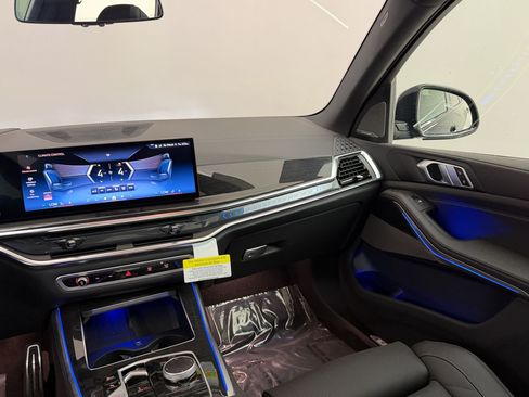 New 2026 BMW X5 sDrive40i w/ M Sport Package RWD image 29