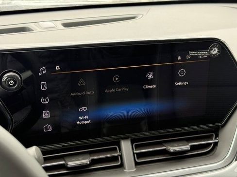 New 2026 Chevrolet Trax LT w/ LT Convenience Package image 18