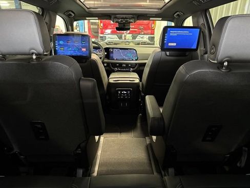 New 2026 Chevrolet Tahoe Premier AWD/4WD image 14