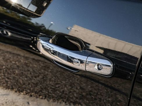 Used 2022 GMC Sierra 3500 Denali w/ Denali Black Diamond Edition image 48