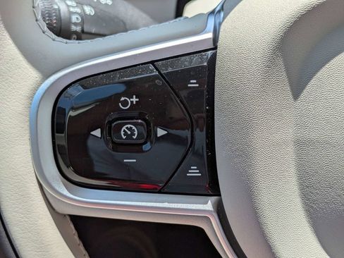 New 2026 Volvo XC60 B5 Ultra w/ Protection Package Premier AWD/4WD image 26