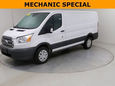 Used 2018 Ford Transit 250 130 Low Roof w/ Exterior Upgrade Package RWD image 19