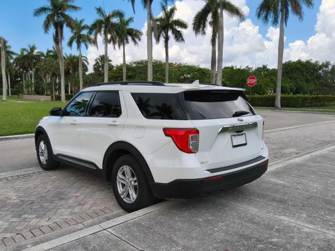 Used 2020 Ford Explorer XLT RWD image 18