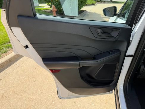 Used 2022 Ford Escape S FWD image 18