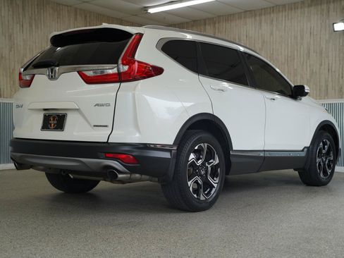 Used 2018 Honda CR-V Touring image 10