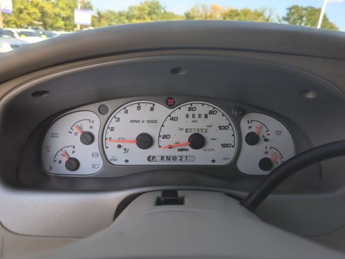 Used 2003 Ford Explorer Sport Trac XLT image 15