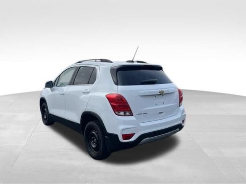 Used 2020 Chevrolet Trax LT w/ LPO, Protection Package AWD/4WD image 3