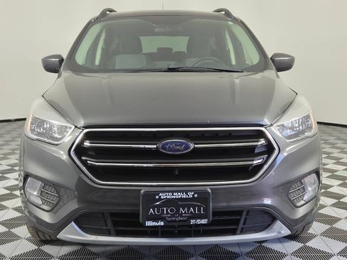 Used 2018 Ford Escape SE w/ SE Sync 3 Package AWD/4WD image 2