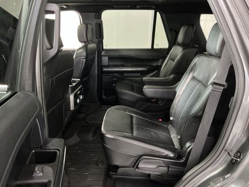 Used 2020 Ford Expedition XLT w/ Equipment Group 202A image 32