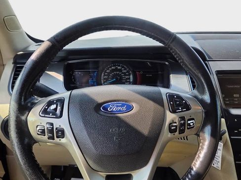 Used 2014 Ford Taurus SEL w/ Equipment Group 201A FWD image 7