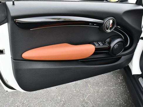 Used 2023 MINI Cooper S image 11