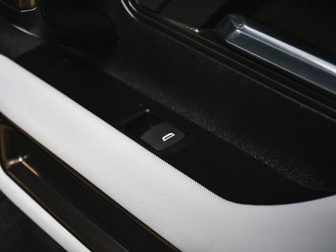 Used 2024 GMC Hummer EV 3X image 15