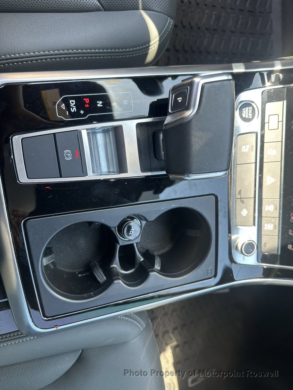Used 2022 Audi Q8 Premium Plus AWD/4WD image 19