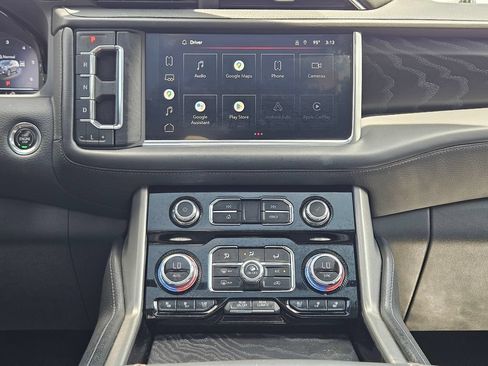 Used 2022 GMC Yukon Denali AWD/4WD image 14