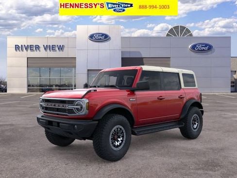 New 2026 Ford Bronco Outer Banks w/ Sasquatch Package AWD/4WD image 1