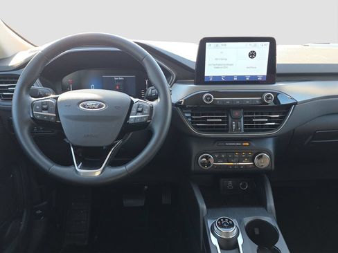 Used 2024 Ford Escape Active AWD/4WD image 7