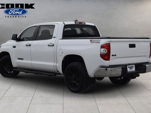 Used 2021 Toyota Tundra SR5 AWD/4WD image 4
