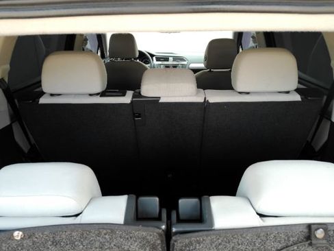 Used 2021 Volkswagen Tiguan S FWD image 26