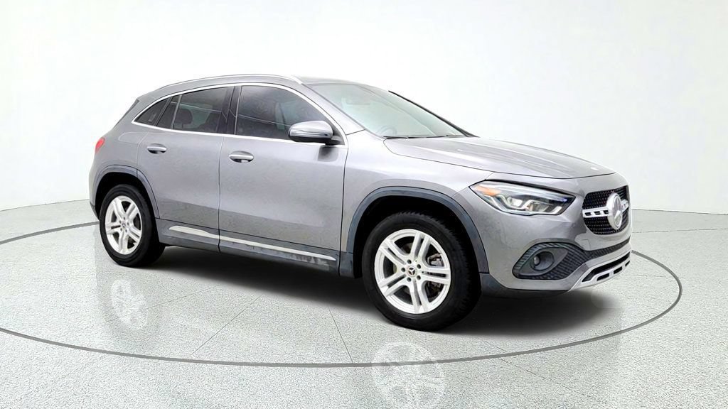 Used 2021 Mercedes-Benz GLA 250 4MATIC w/ Premium Package image 3