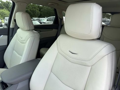 New 2026 Cadillac XT5 Premium Luxury w/ Driver Assist Package FWD image 21