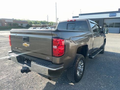 Used 2015 Chevrolet Silverado 2500 LTZ w/ LTZ Plus Package AWD/4WD image 6