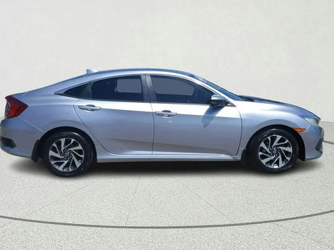 Used 2017 Honda Civic EX image 7