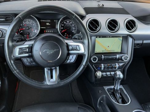 Used 2018 Ford Mustang GT Premium image 14