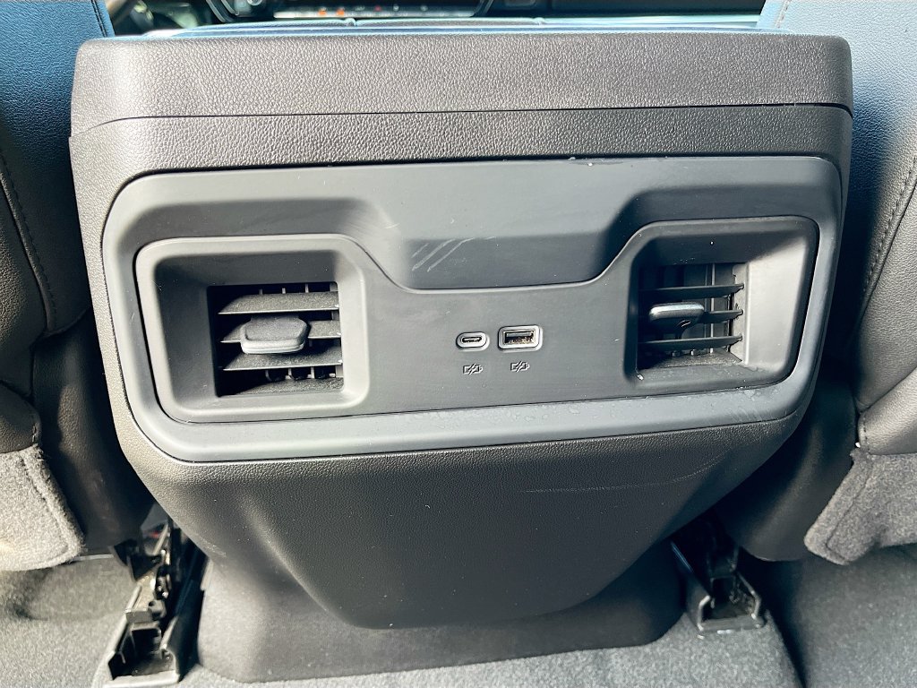Used 2025 Chevrolet Silverado 1500 RST w/ Texas Edition Plus AWD/4WD image 26