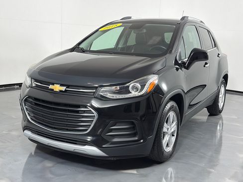 Used 2018 Chevrolet Trax LT w/ LT Convenience Package FWD image 10