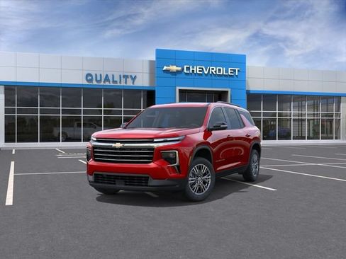 New 2026 Chevrolet Traverse LT w/ Driver Confidence Package FWD image 8
