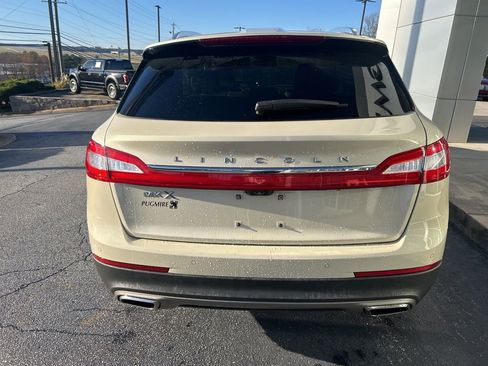 Used 2016 Lincoln MKX Select w/ Select Plus Package image 6